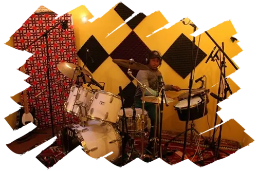 Neumann Shure AKG mic